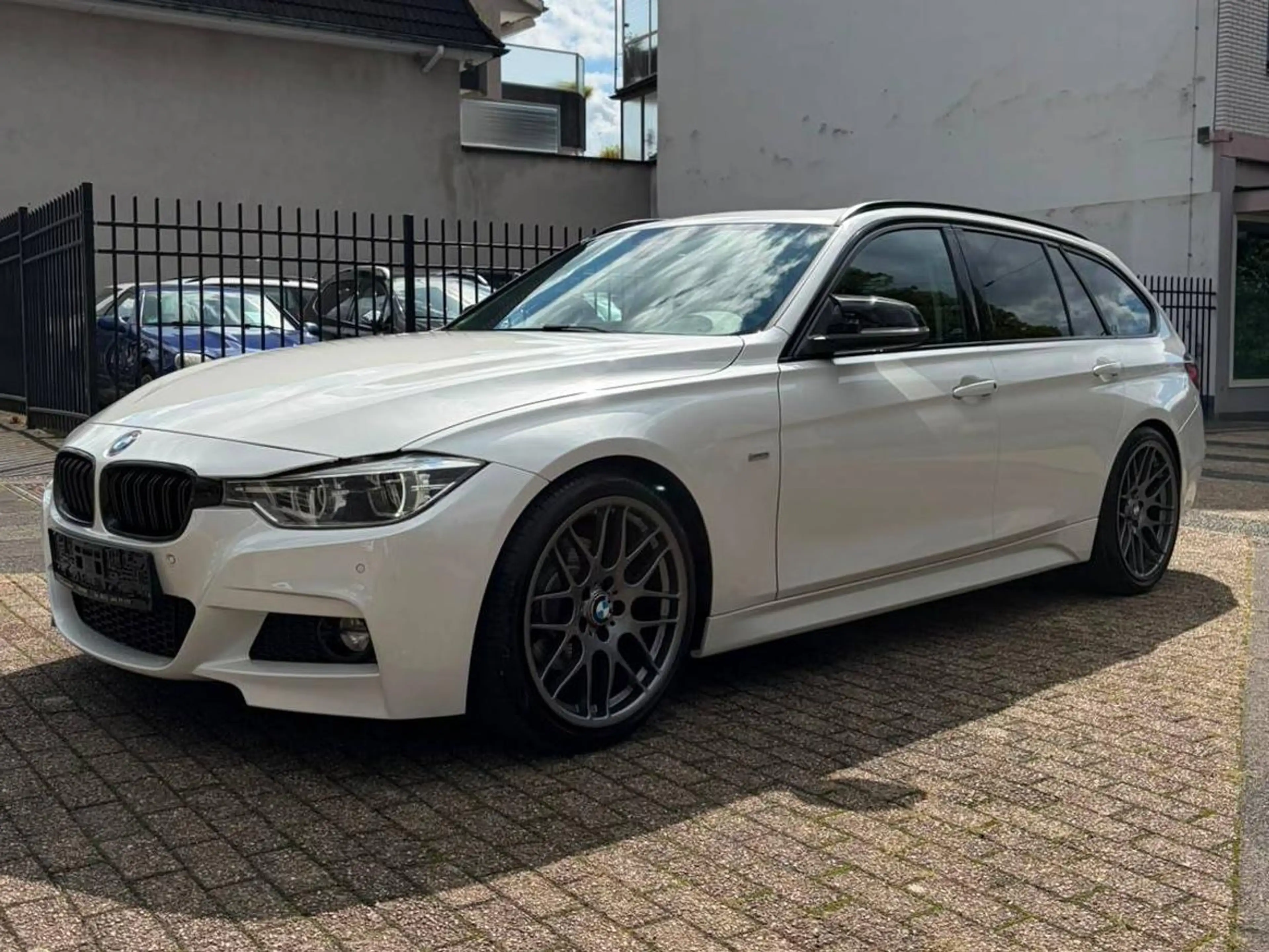 BMW 320 320 d B47 Luxury Line Automatik — photo 7