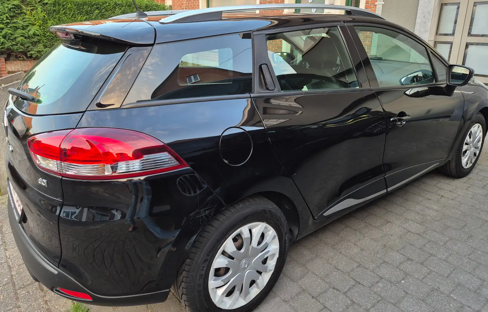Renault Clio Clio Grandtour dCi 75Expression Zwart - 2