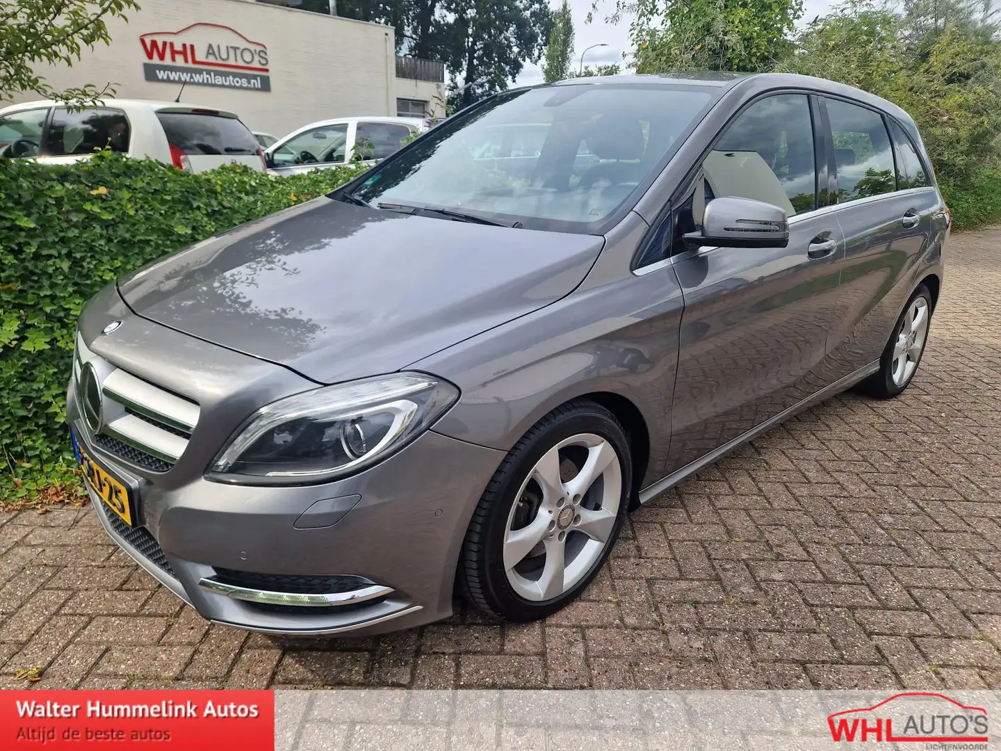 Mercedes-Benz B 180 Ambition Gris - 1