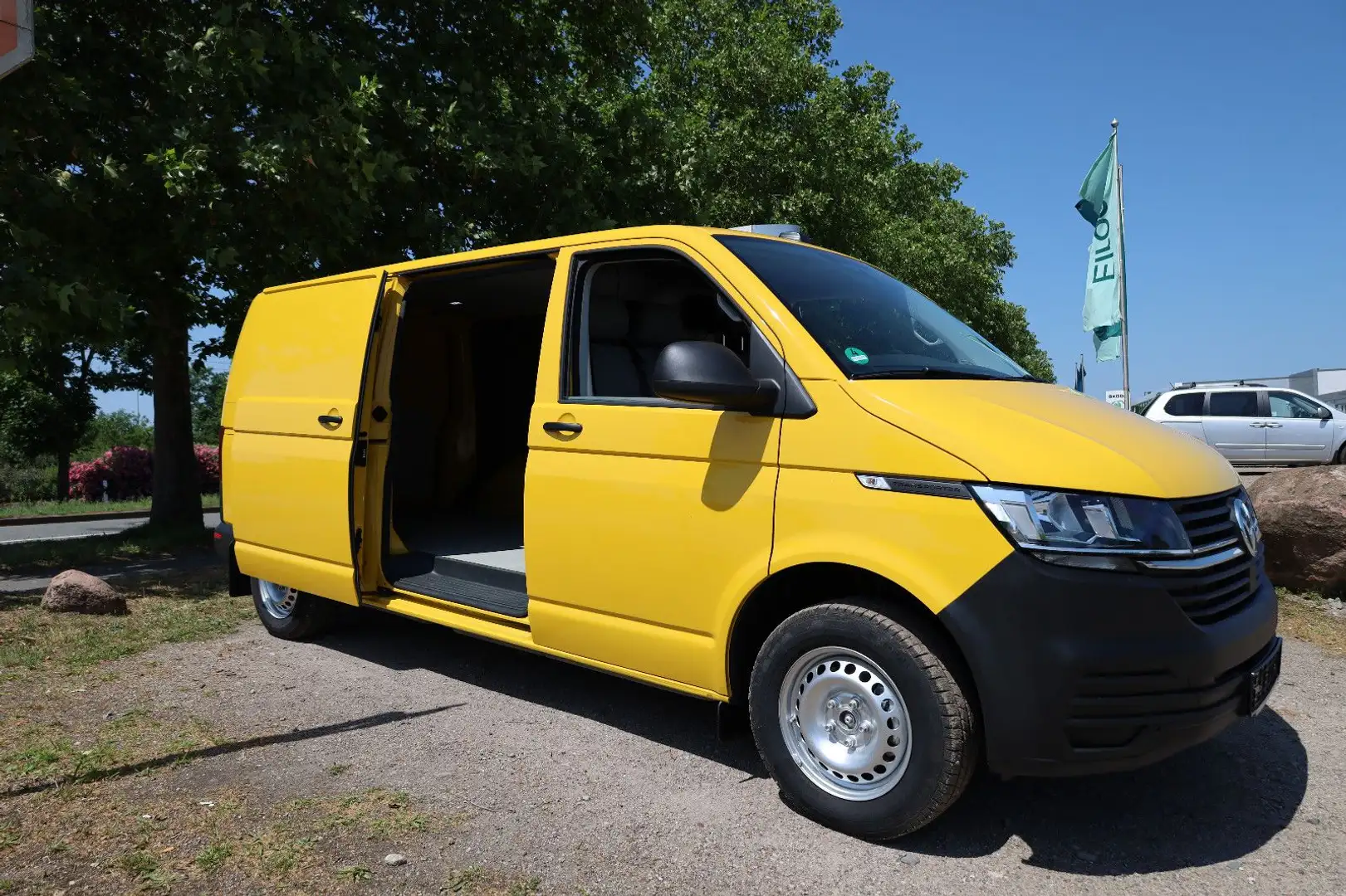 Volkswagen T6.1 Transporter Kasten Kasten lang FWD Gelb - 2