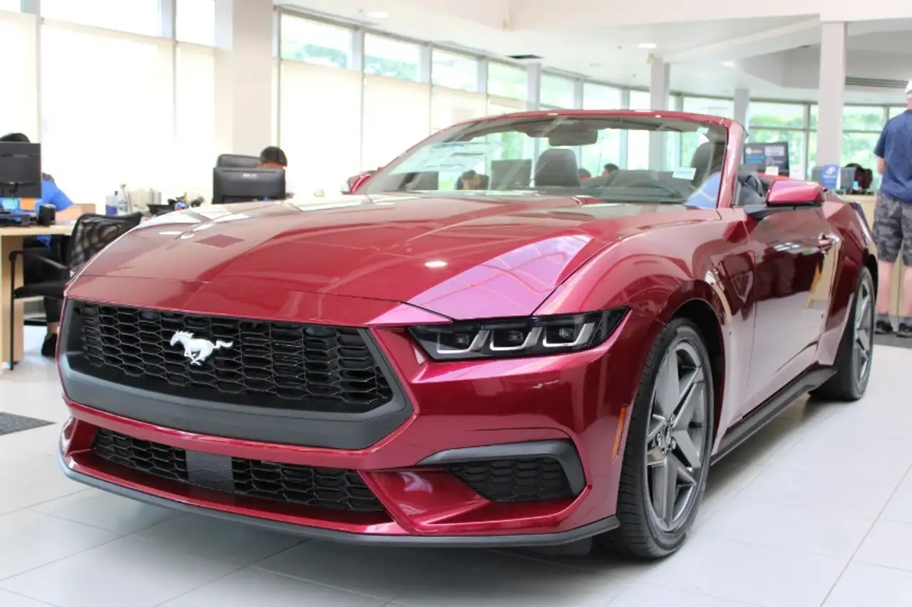 2025 Ford Mustang