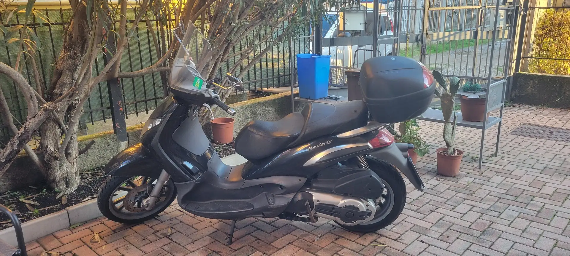 Piaggio Beverly 400 Nero - 1