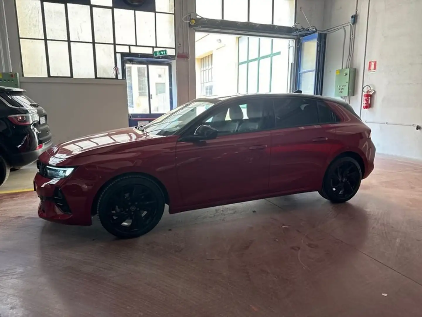 Opel Astra ST 1.2 Turbo 130cv GS MT6 Rosso - 2