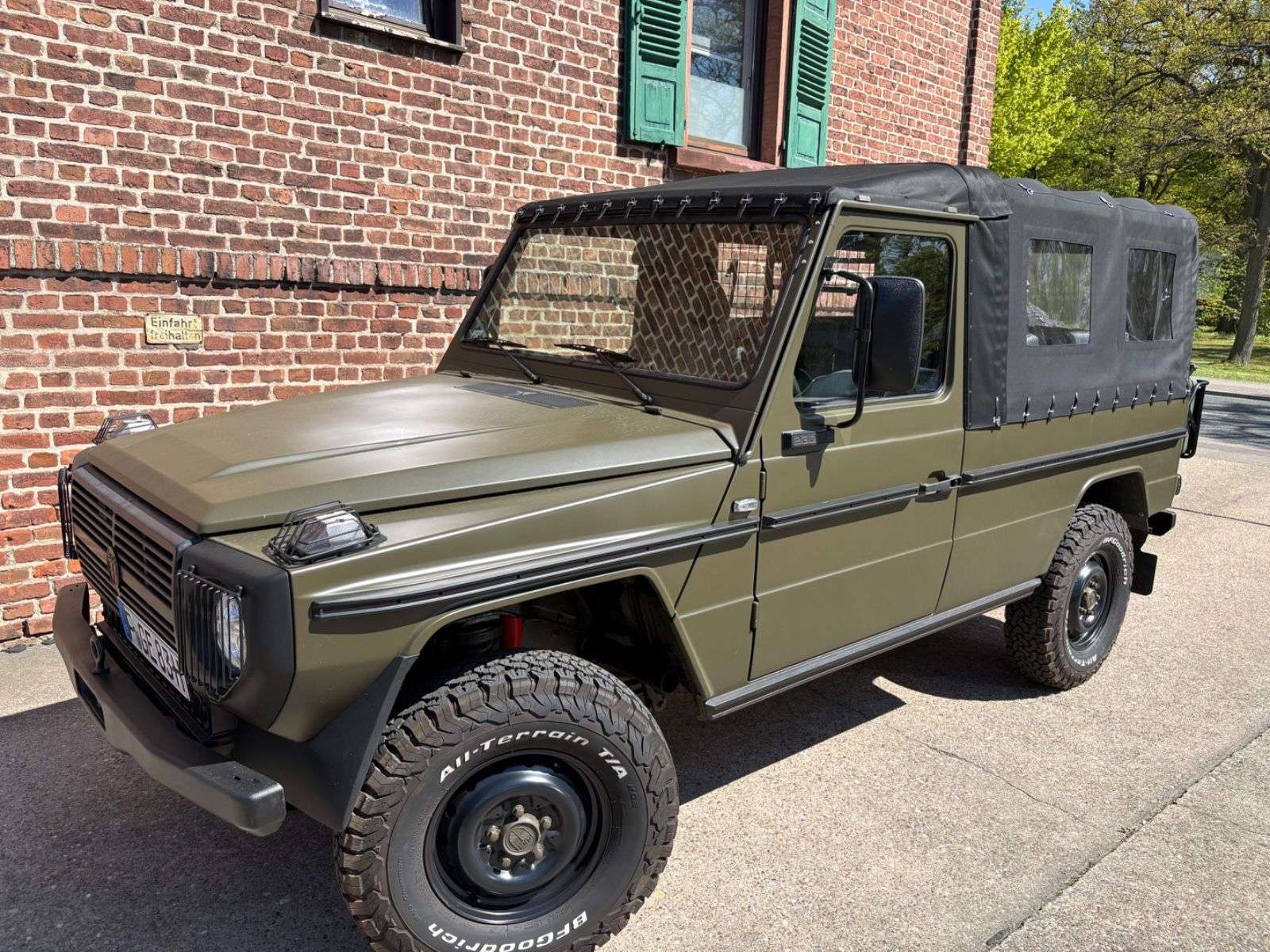 Second hand Mercedes Benz G-Class 230