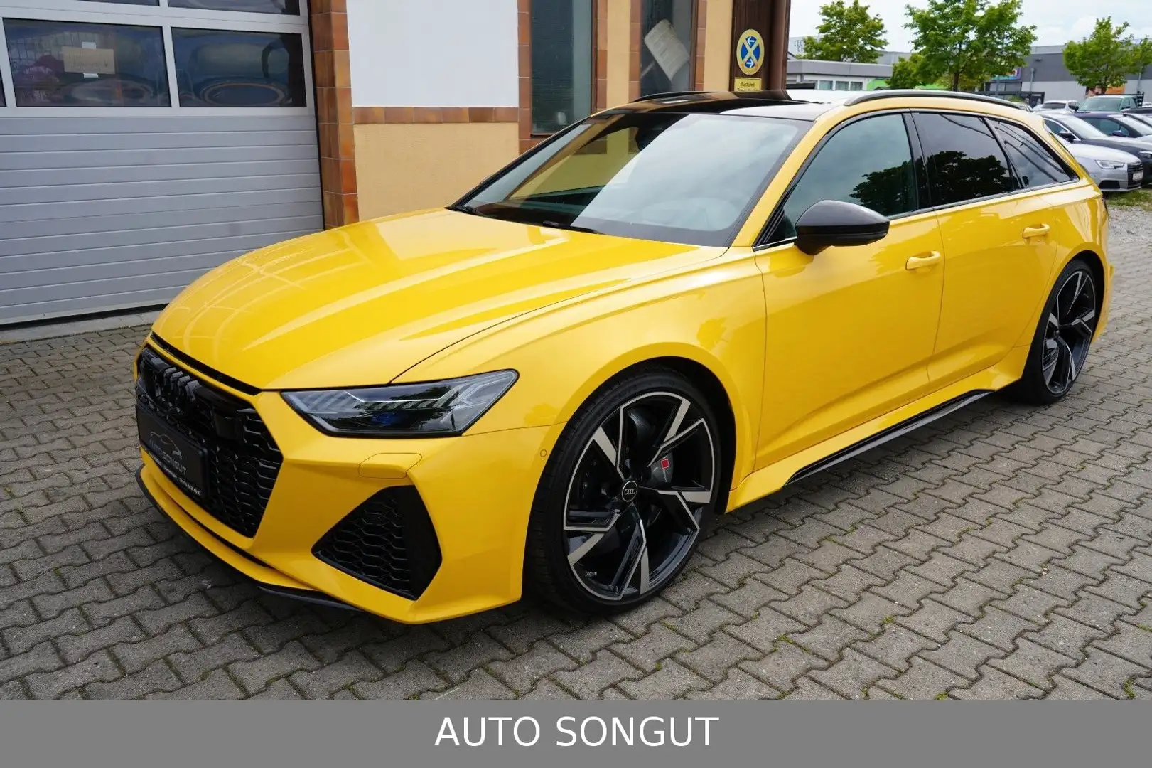 Audi RS6 Avant 4.0 T quattro Individual*1.HAND*VOLL* Jaune - 2