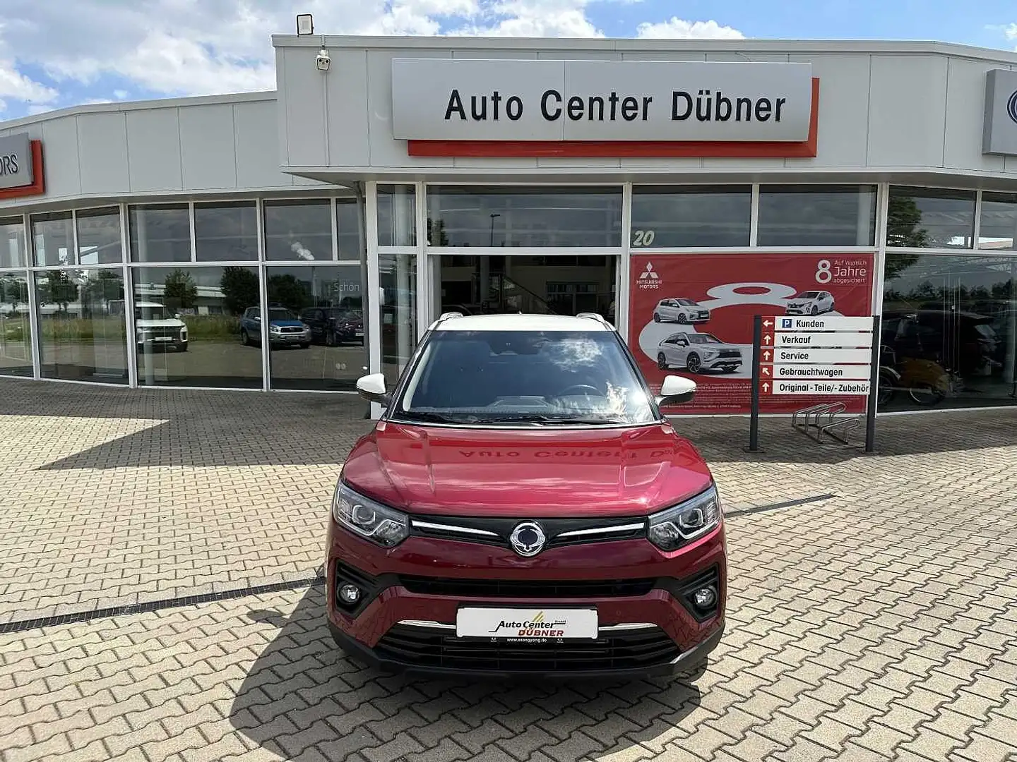 SsangYong Tivoli TIVOLI Fizz 1.5 , 6AT Piros - 1