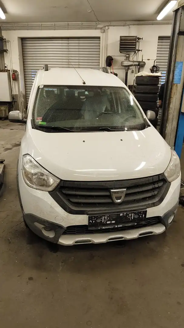 Dacia Dokker Dokker Stepway TCe 115 Stepway Weiß - 1