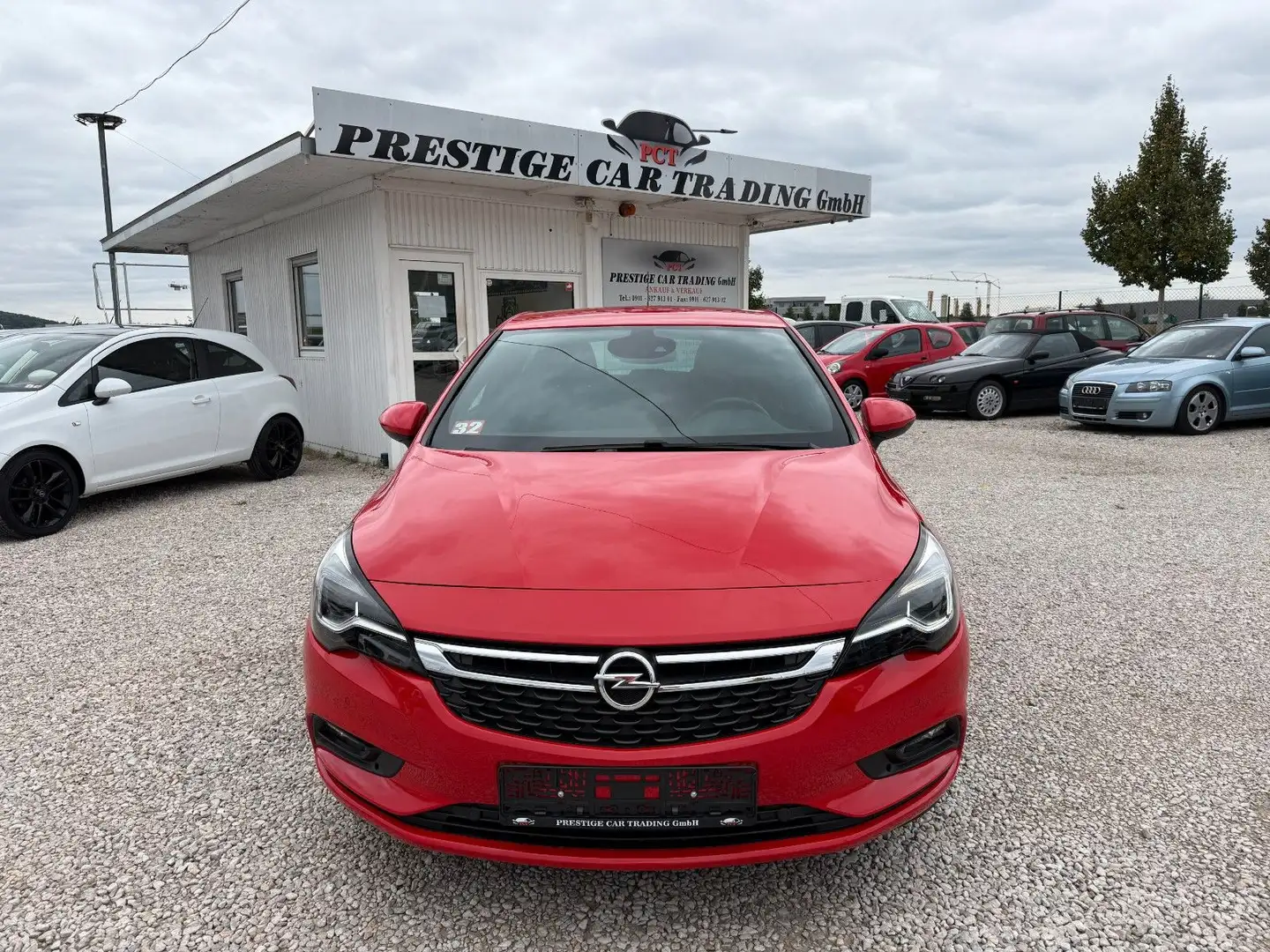 Opel Astra K 1.6 Turbo Innovation *2.HAND* Rouge - 2