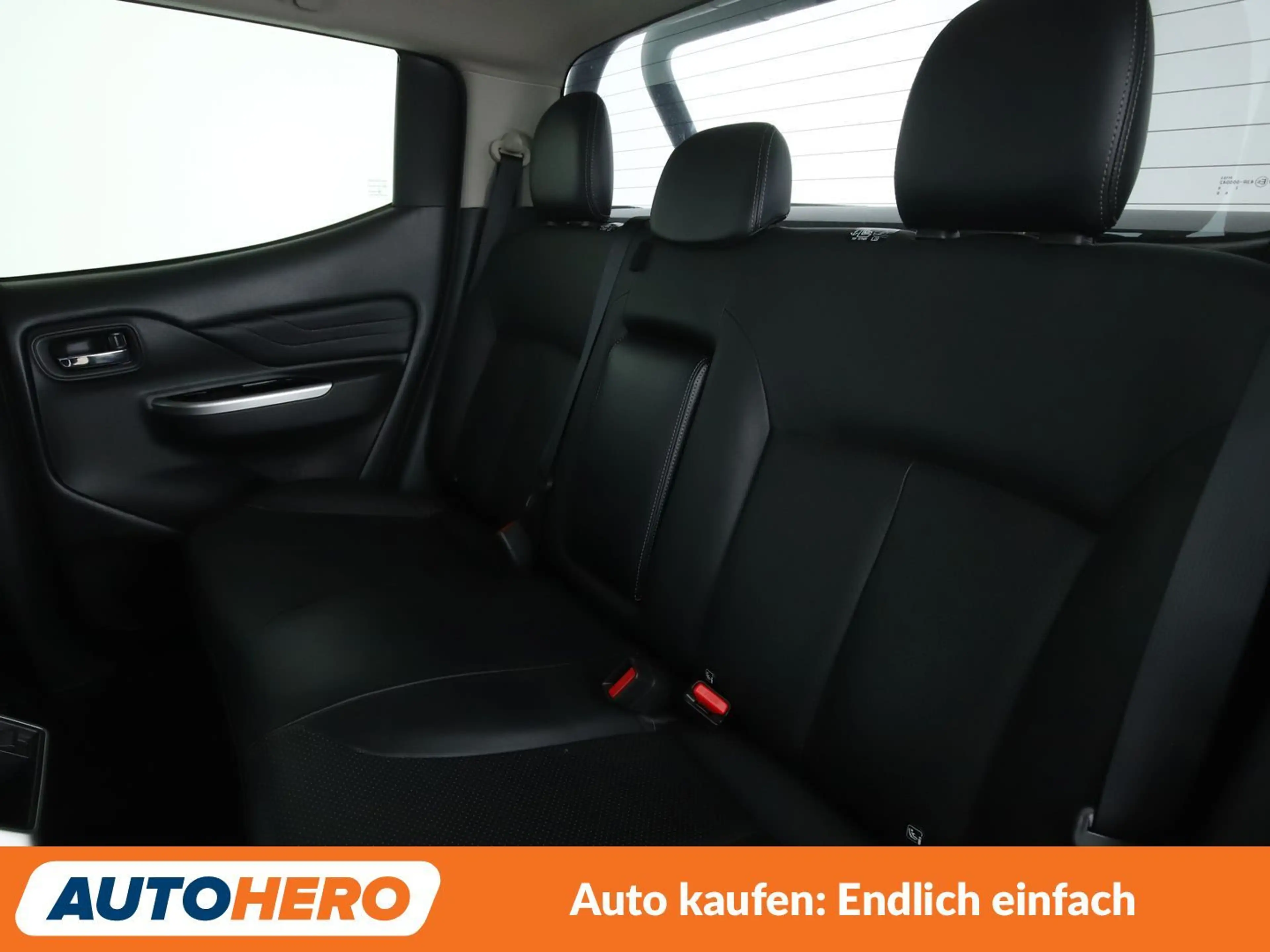 Mitsubishi L200 2.2 DI-D Top Doppelkabine 4WD Aut.*AHK*TEMP*360CAM — photo 14