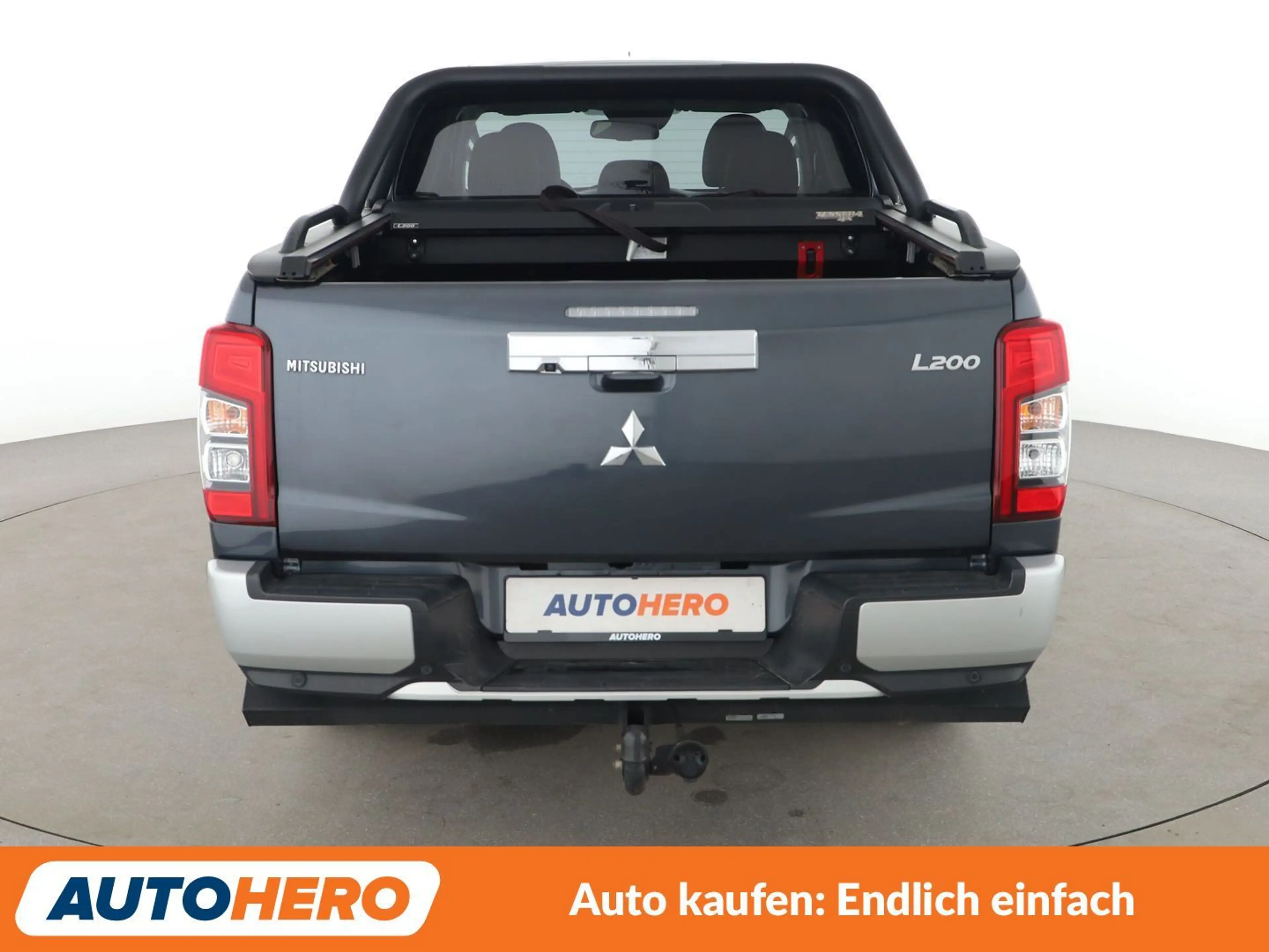 Mitsubishi L200 2.2 DI-D Top Doppelkabine 4WD Aut.*AHK*TEMP*360CAM — photo 5