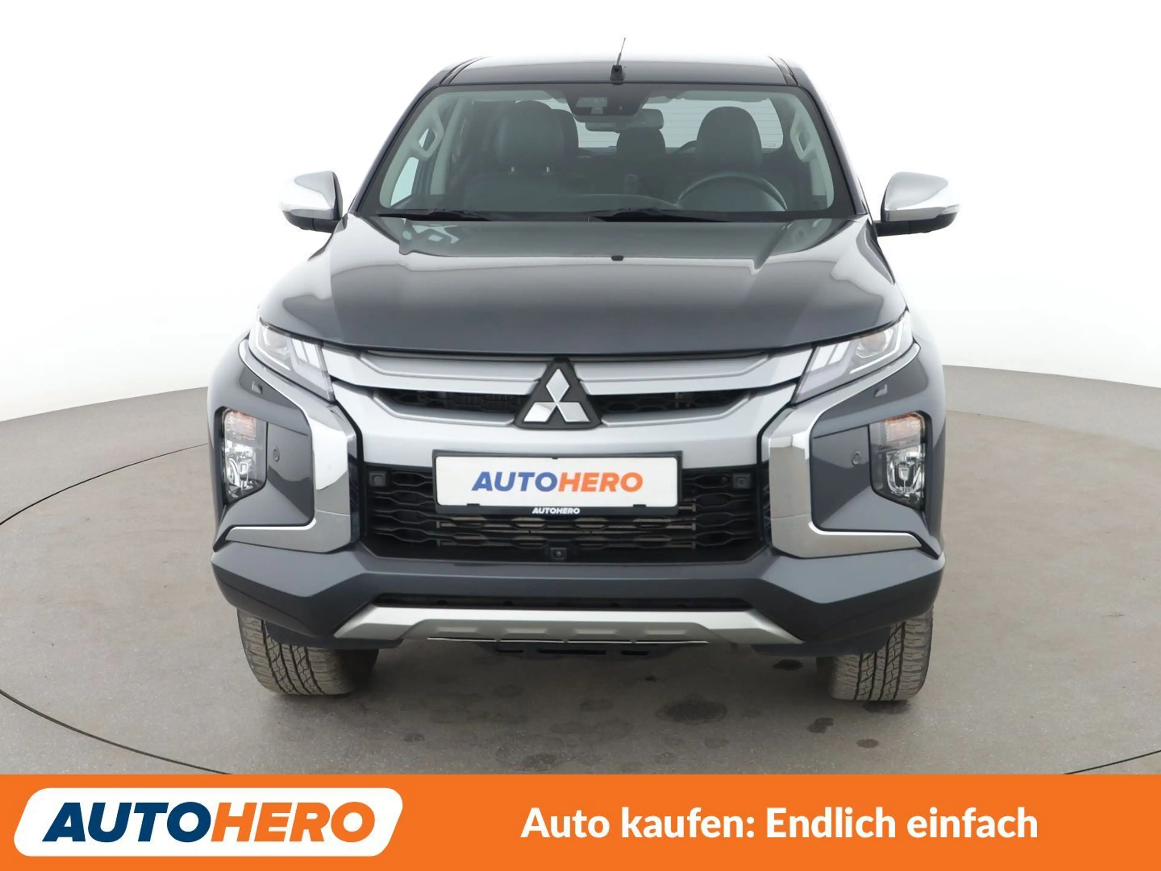 Mitsubishi L200 2.2 DI-D Top Doppelkabine 4WD Aut.*AHK*TEMP*360CAM — photo 9