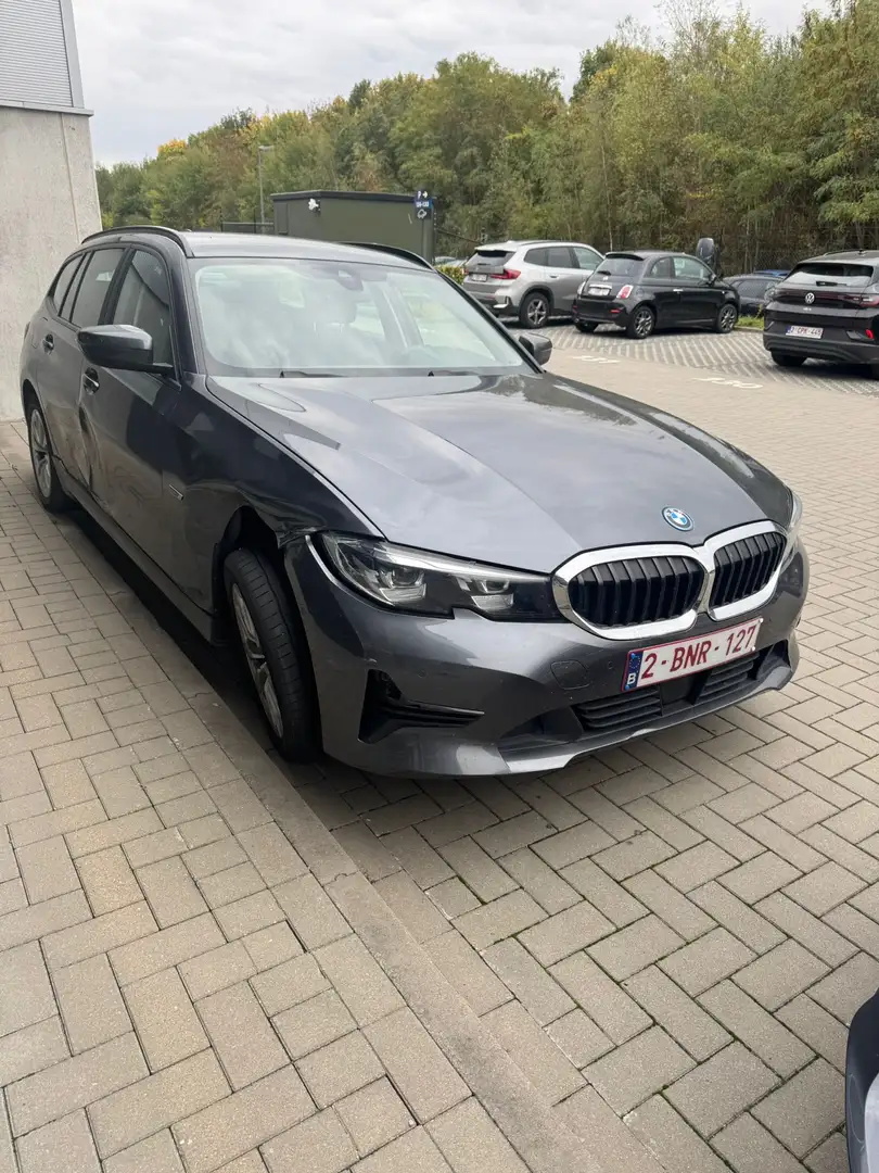 BMW 320 Touring 320e 204ch - 2