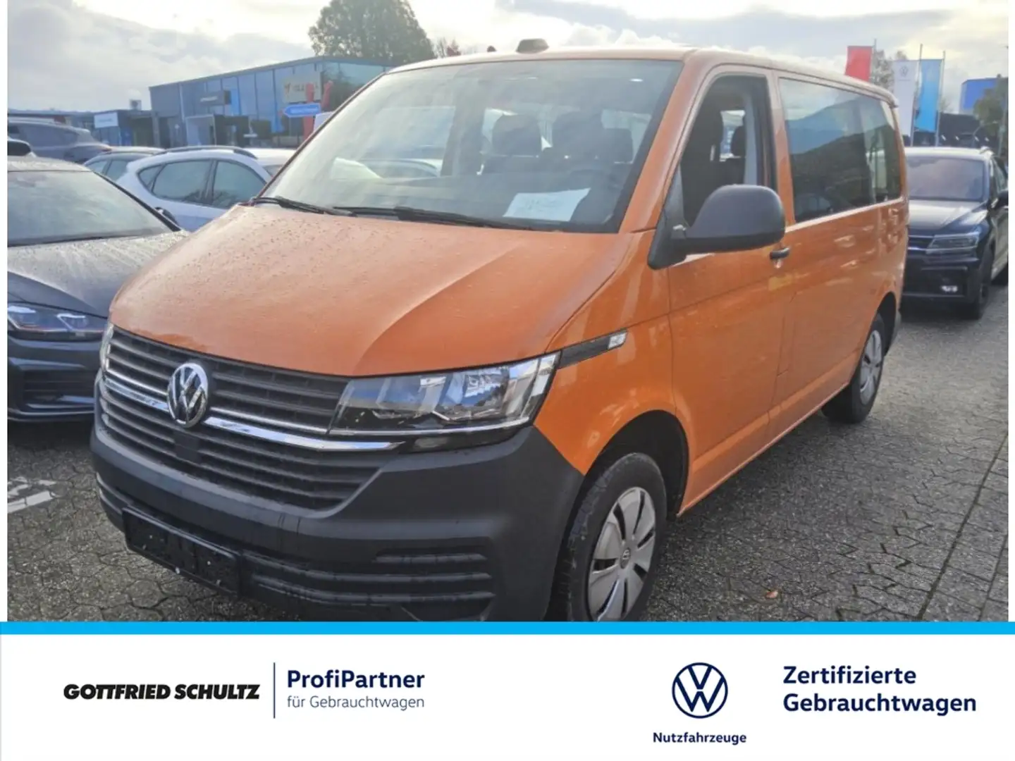 Volkswagen T6.1 Kombi 2.0 TDI DSG 9-Sitzer Klima Orange - 1
