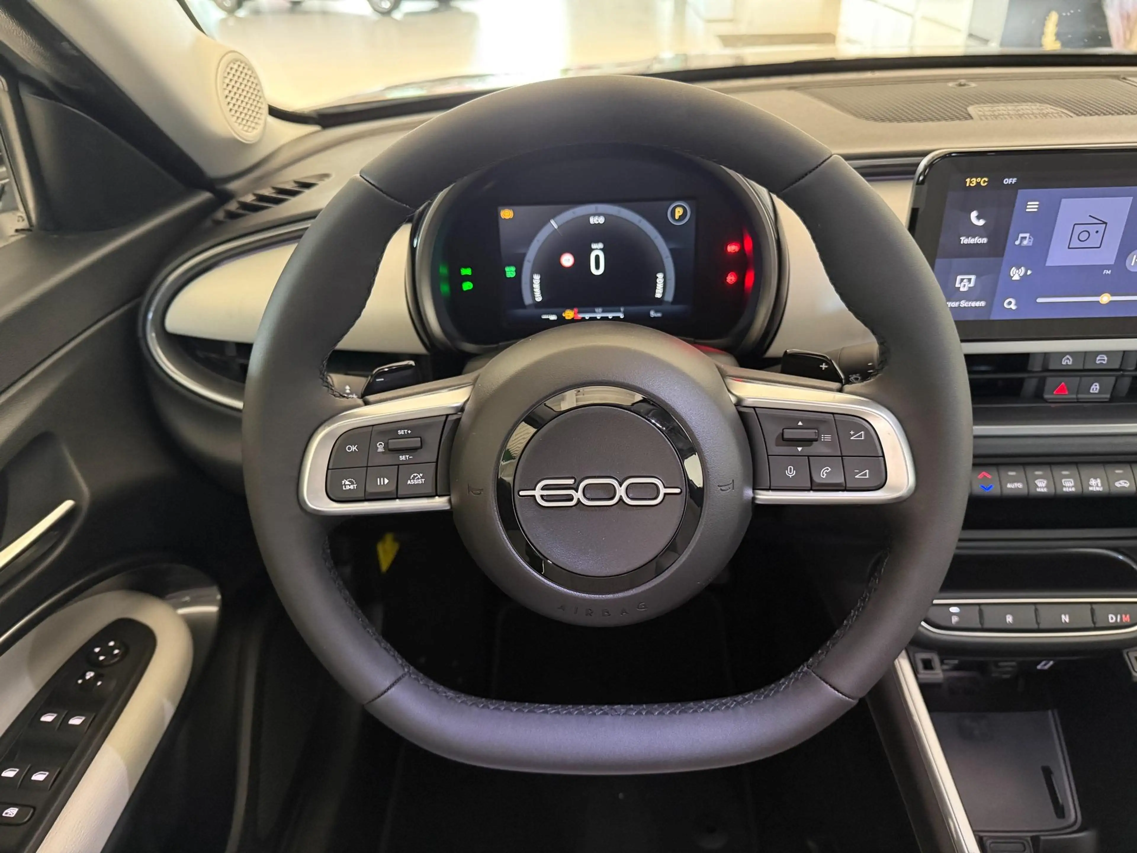 Fiat 600 La Prima Hybrid 1.2 T3 81 kW (110 PS) DCT Klima... — photo 13