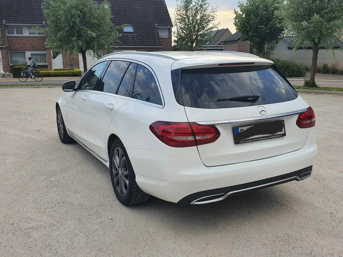 Mercedes-Benz C 220 d T 7G-TRONIC Avantgarde - 2