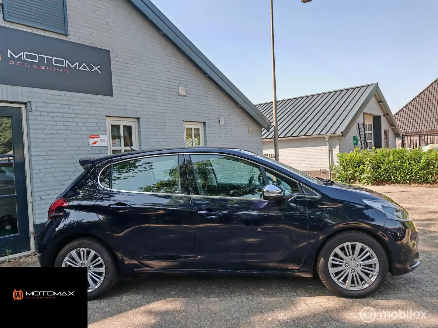Peugeot 208 1.2 PureTech Allure|AUT|NAP|NAV|Leder|Achtercam Bleu - 2
