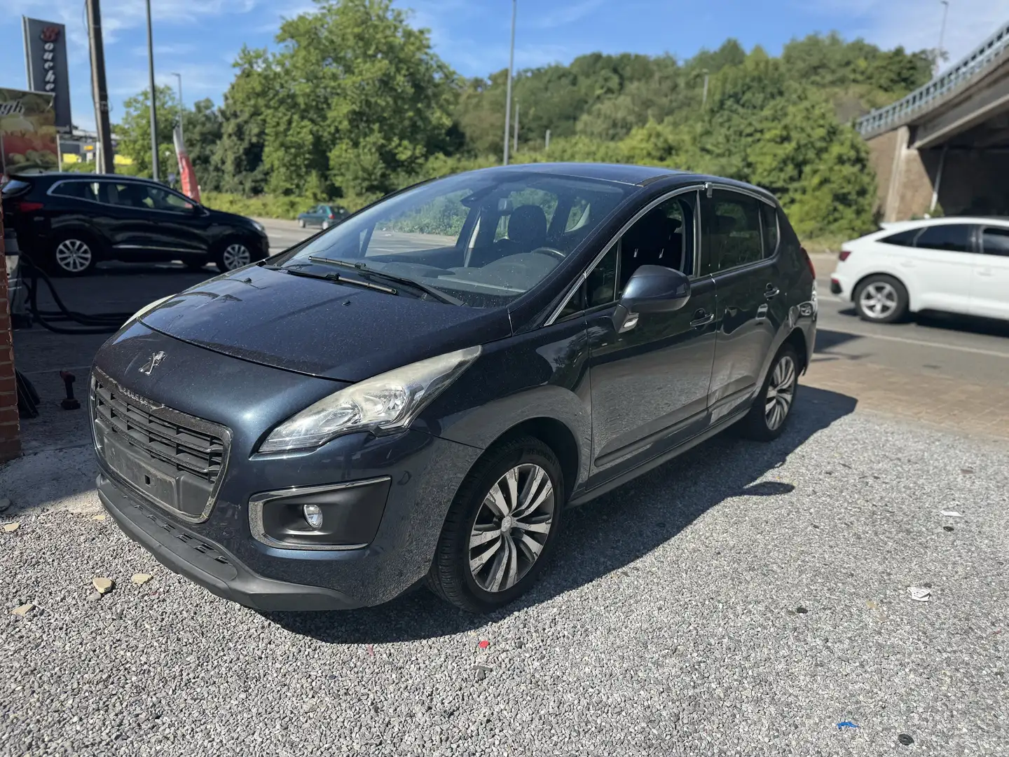 Peugeot 3008 1.6 BlueHDi Allure Grijs - 2