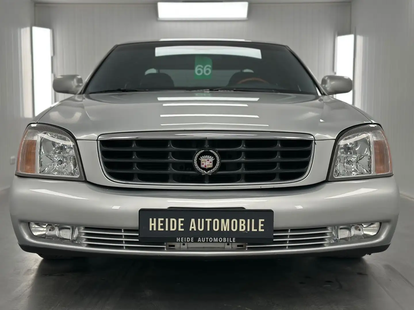 Cadillac Deville 4.6 V8 Northstar Bose Sound 6 Sitze Stříbrná - 2