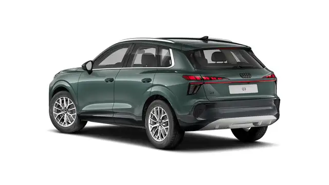 Audi Q3 view 6