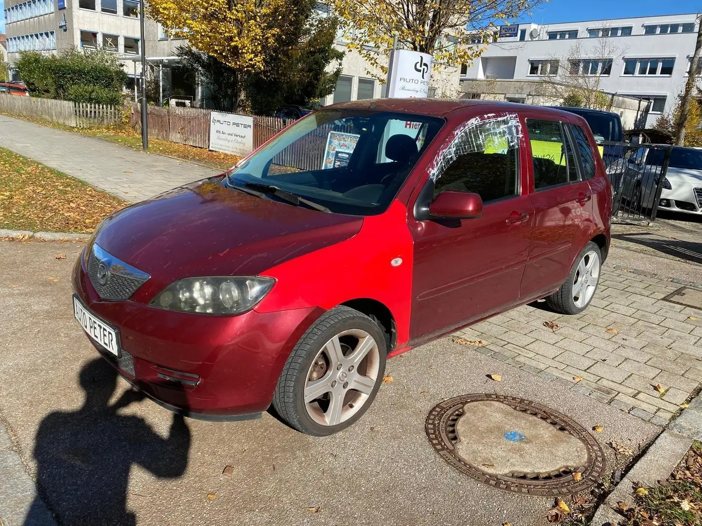 Mazda 2 1.4 Active (59kW) Rojo - 1