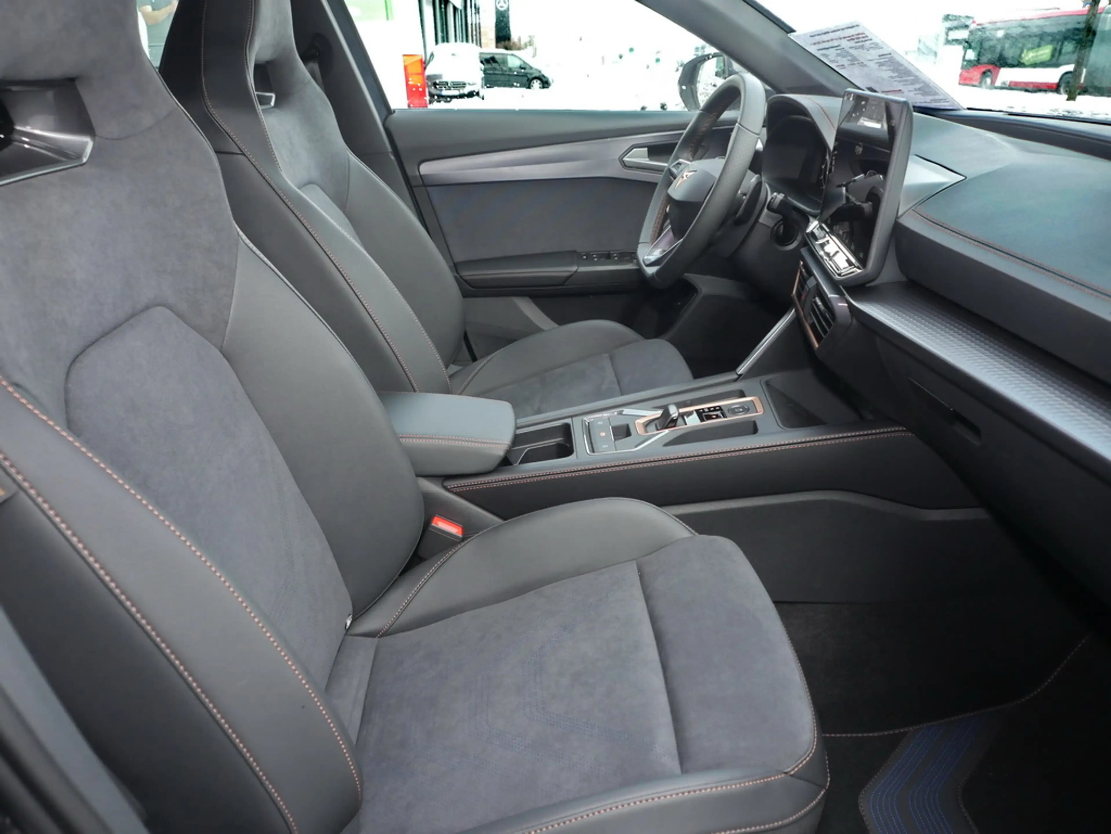 CUPRA Formentor VZ SHZ|MATRIX LED|NAVI|ACC|RFK|KESSY — photo 8
