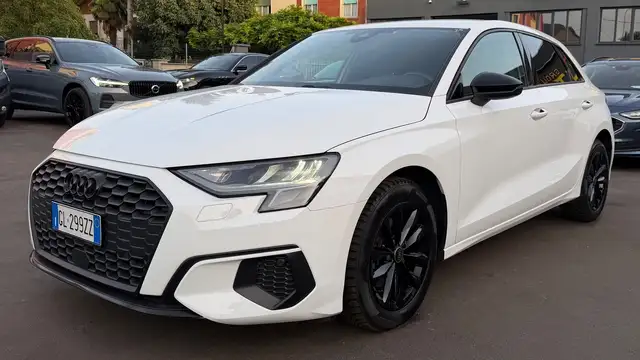 Audi A3 view 3