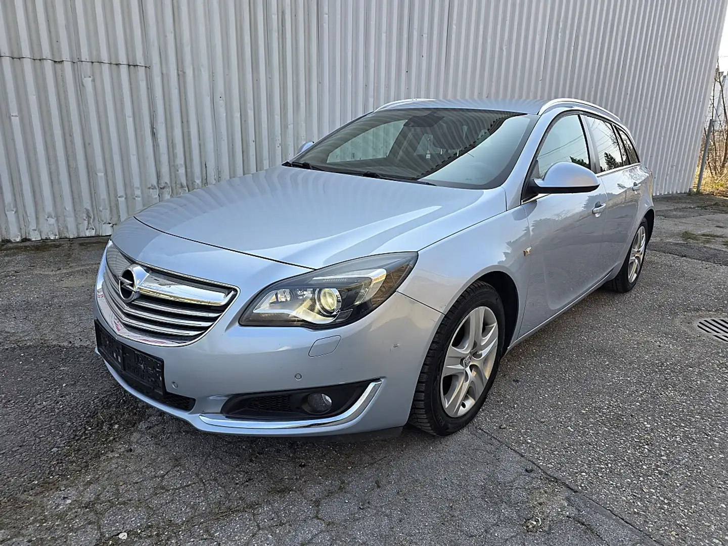 Opel Insignia ST 2,0 CDTI Sports Tourer Sw Grau - 1