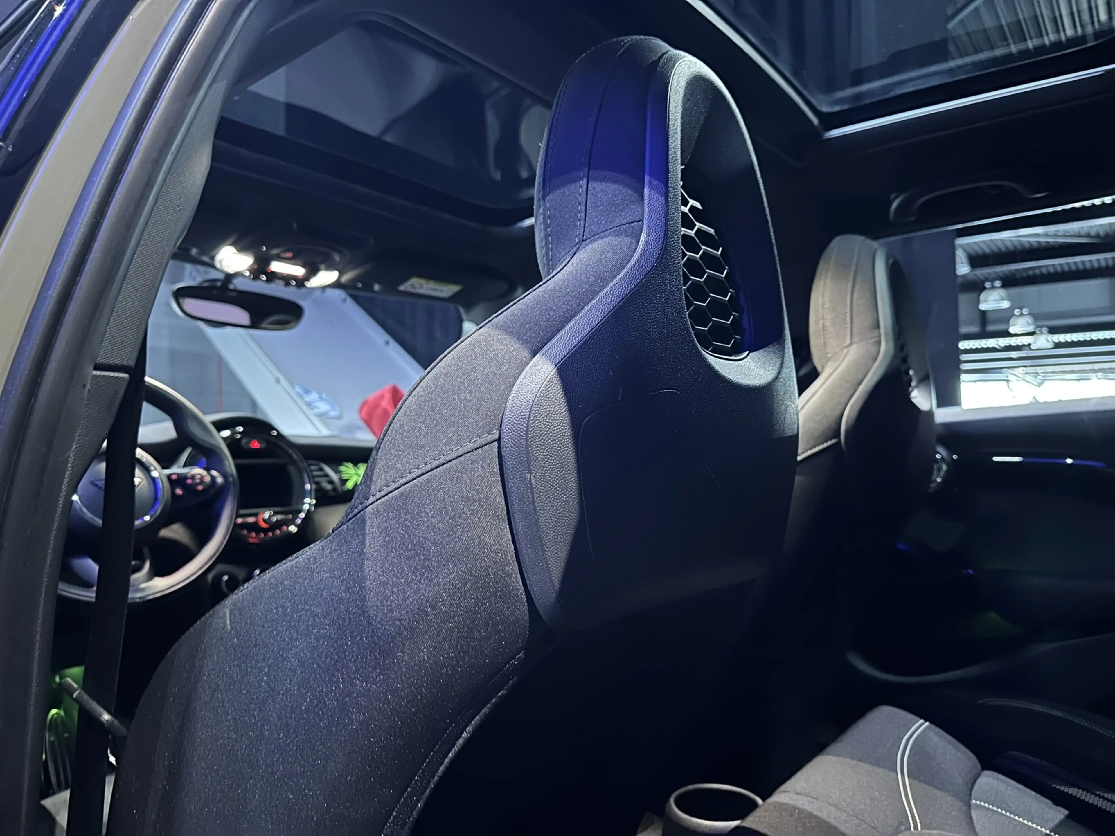 MINI Cooper 5-Deurs 1.5 60 Years Edition *JCW-Pakket*LED*Pano* — photo 15