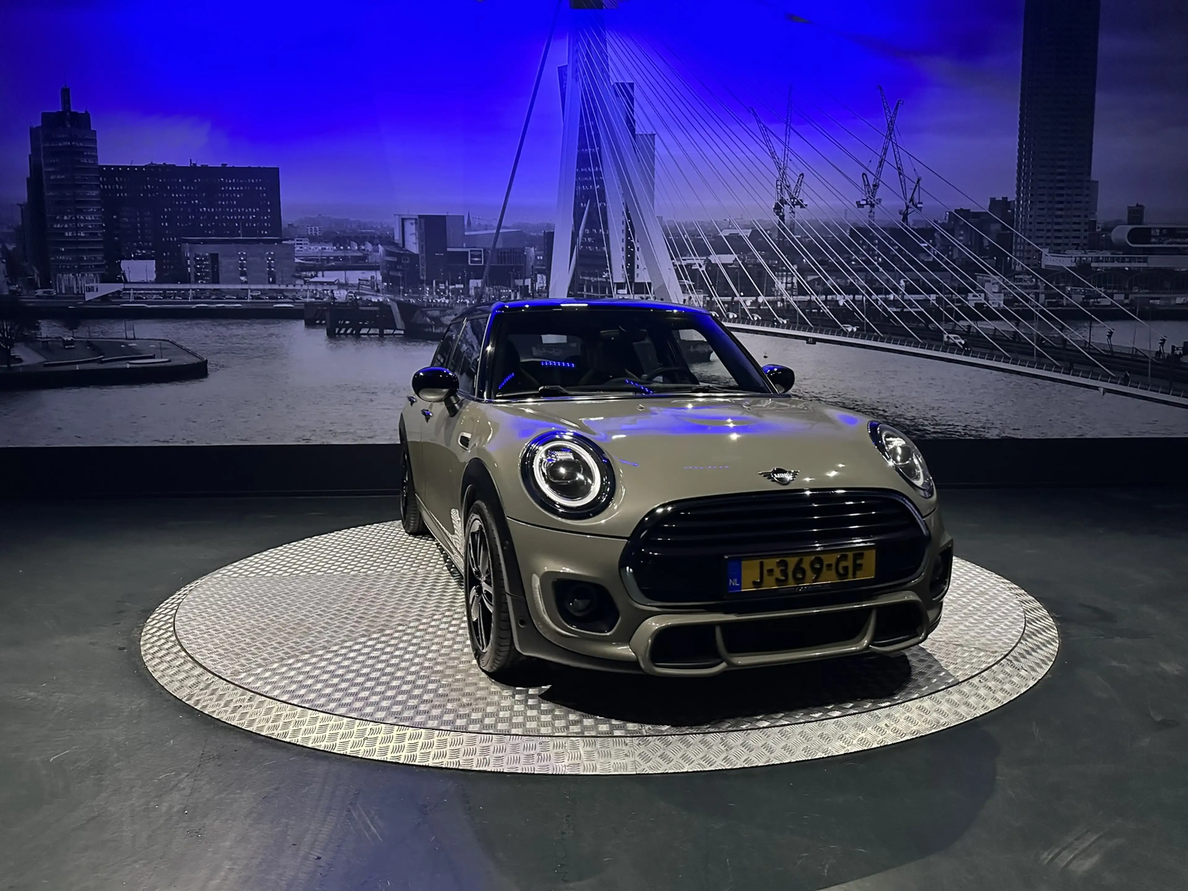 MINI Cooper 5-Deurs 1.5 60 Years Edition *JCW-Pakket*LED*Pano* — photo 4