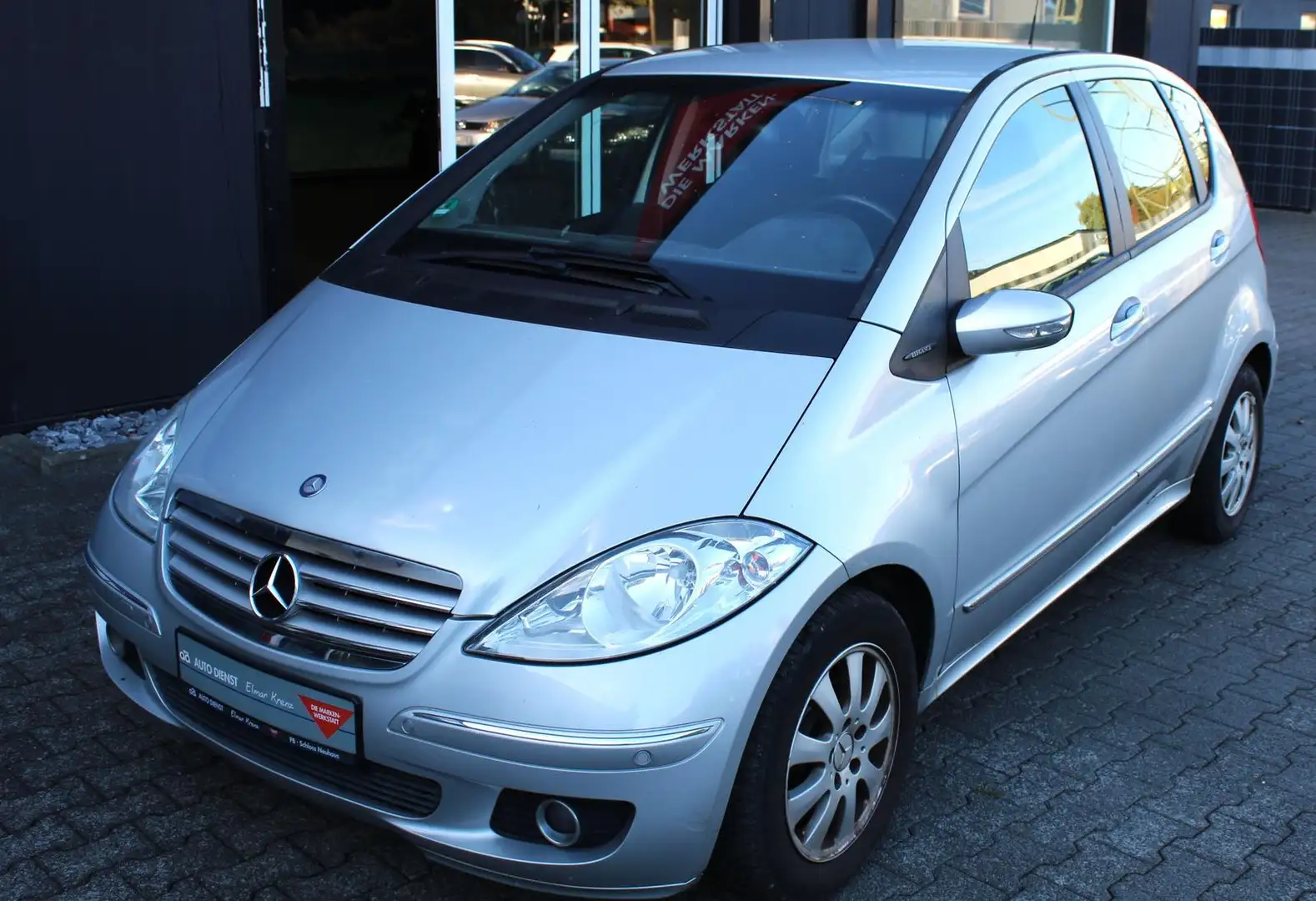 Mercedes-Benz A 170 Mercedes A 170 1.7 85kW/115PS Silber - 1