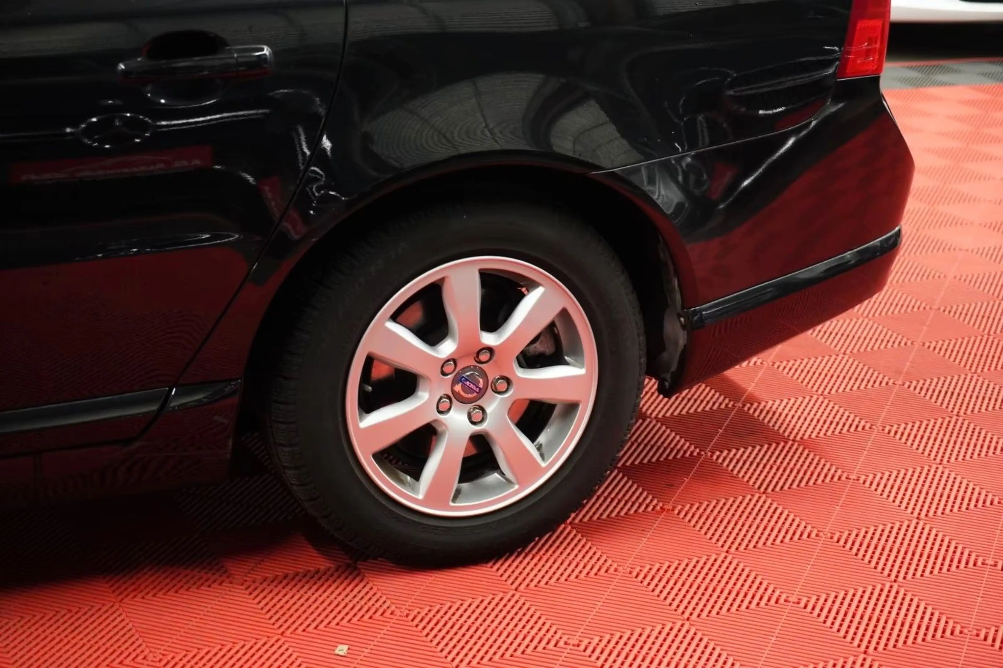 Volvo V70 1.6d Kombi 1.Hand*Unfallfrei*Wenig-Km*Navi* — photo 12