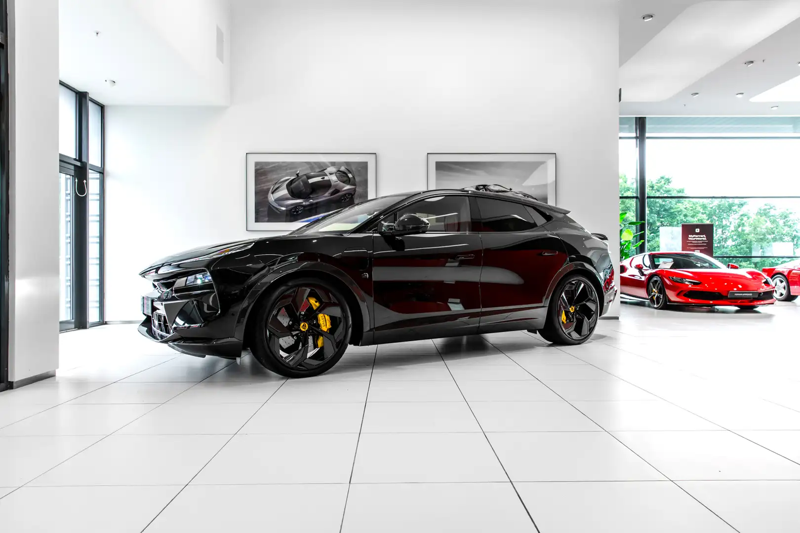 Lotus Eletre EDS 675 R 4WD 112 kWh NP €198.370,- ~Munsterhuis S Чорний - 2