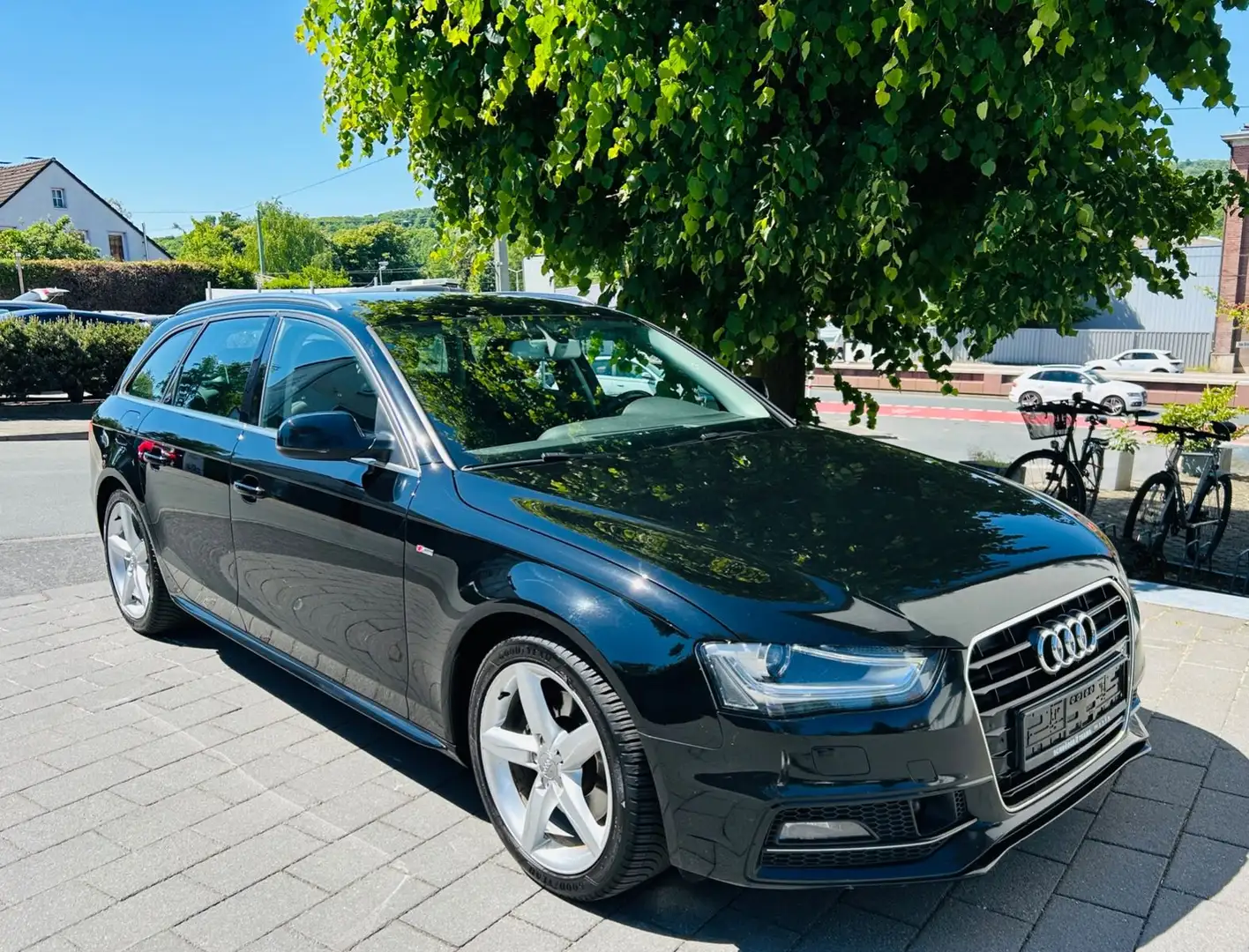 Audi A4 Avant Ambition Noir - 1