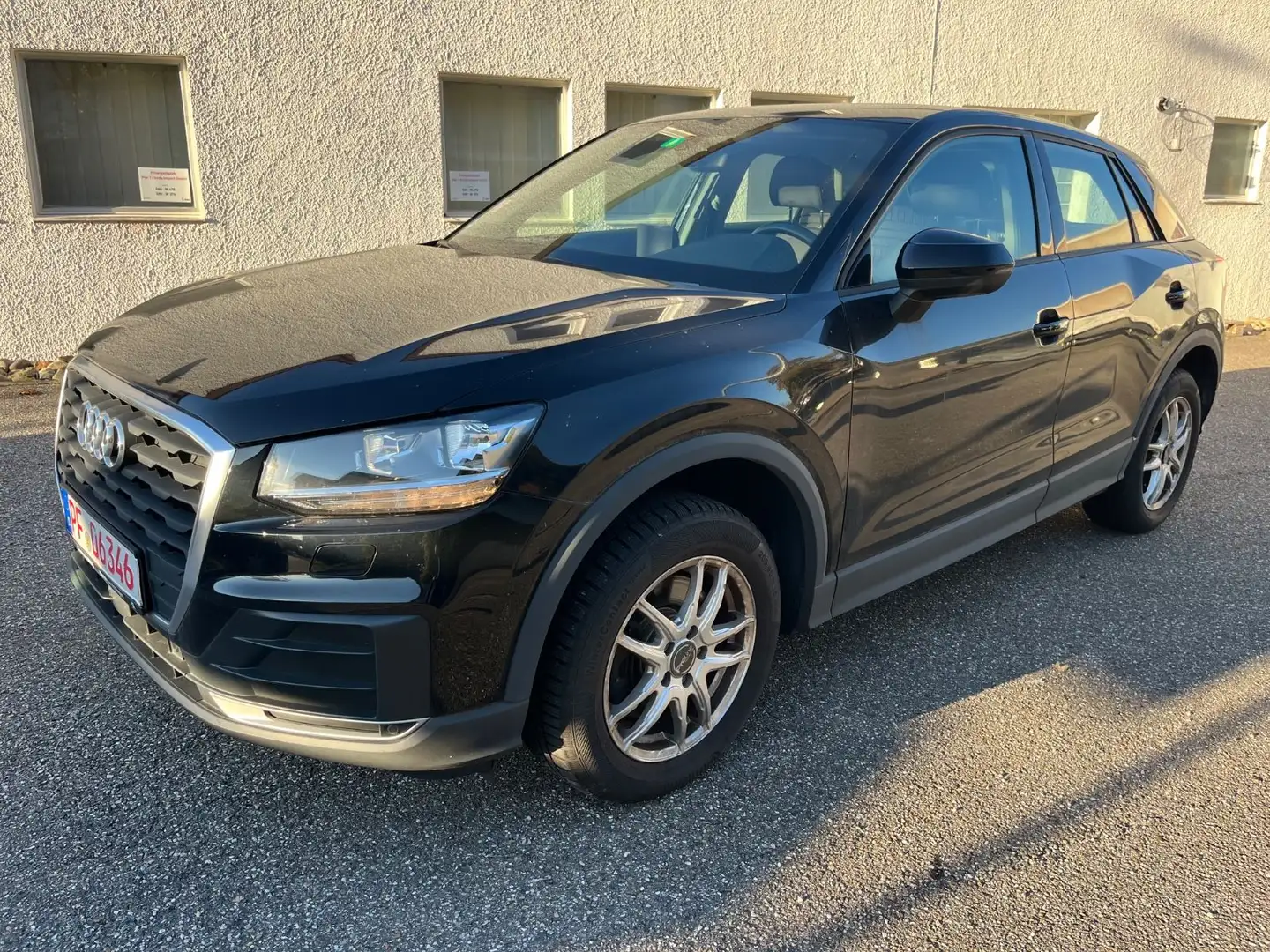 Audi Q2 1.4 TFSI S-Tronic / 1.Hand / fahrbereit Schwarz - 1