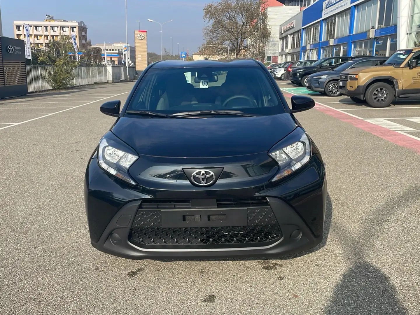 Toyota Aygo X Aygo X 1.0 VVT-i 72 CV 5 porte Active Noir - 2