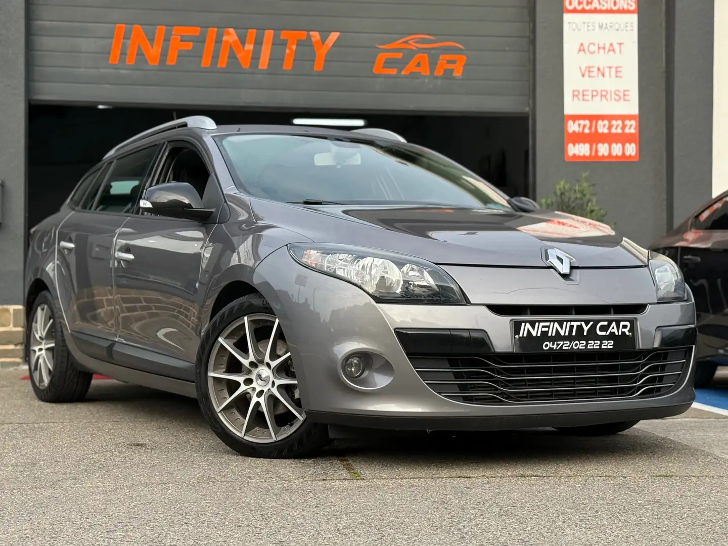 Renault Megane Mégane SW 1.5 dCi TomTom Edition FAP Gris - 1