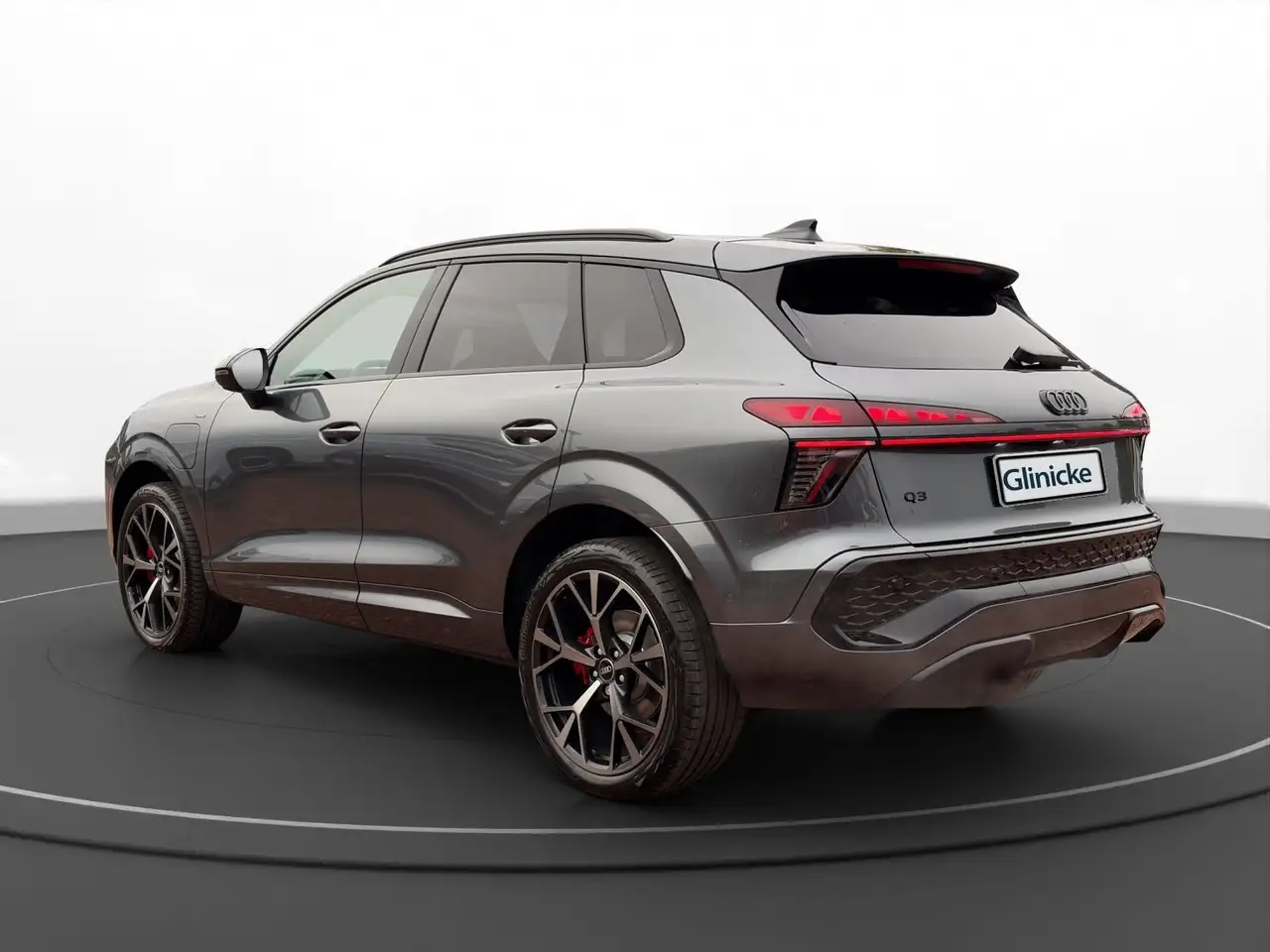 Audi Q3 SUV e-hybrid TECHPRO+PANO+HUD+DIGI-MATRIX+ 8