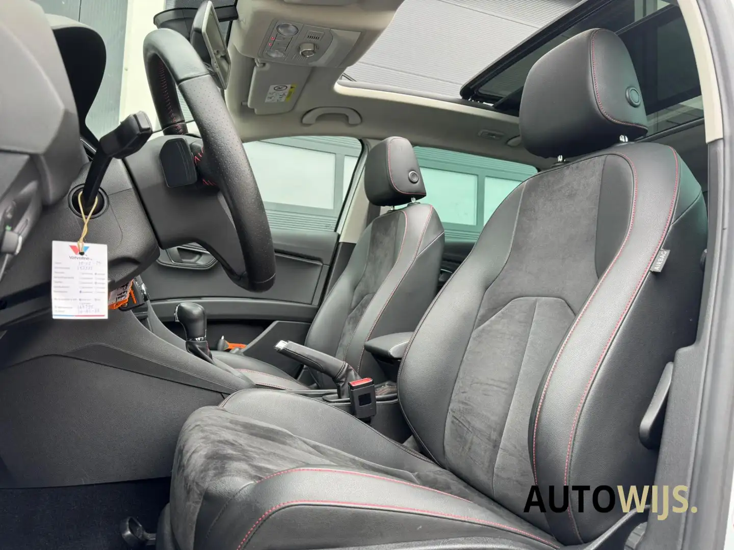 SEAT Leon ST 1.4 TSI ACT FR Dynamic|150PK|PANO|LED|ALCANTARA Wit - 2
