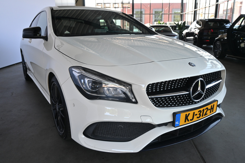 Mercedes-Benz CLA 180 AMG Night Edition Plus Clima Cruise Xenon LED Navi — photo 5