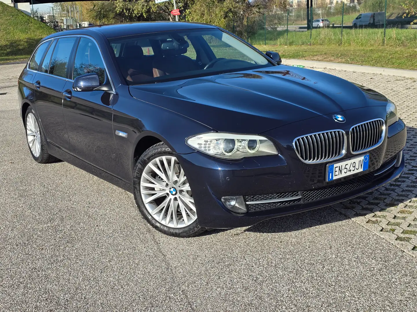 BMW 520 Serie 5 F11 Touring Msport GANCIO TRAINO Blu/Azzurro - 1