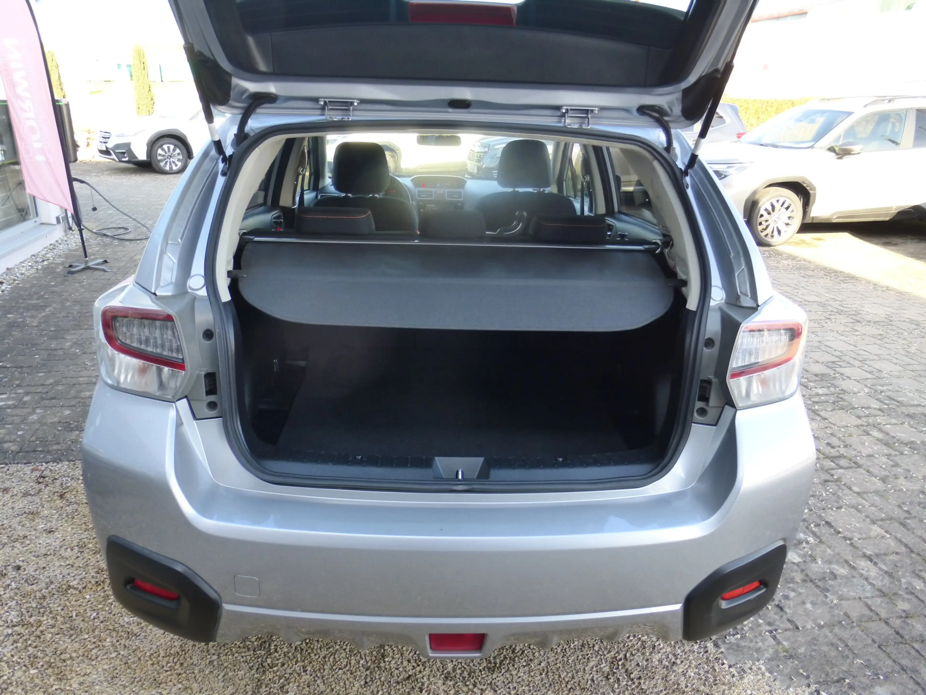 Subaru XV 2.0D MT Comfort — photo 11