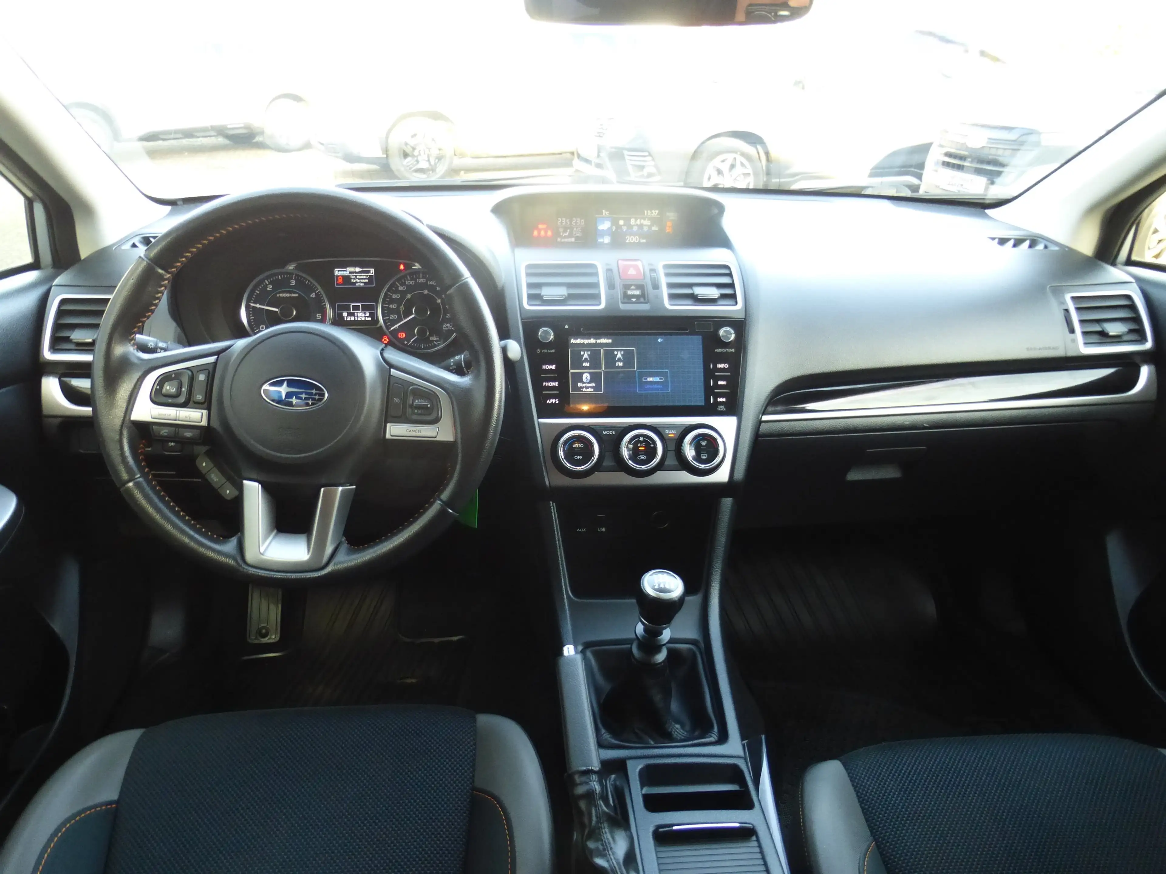 Subaru XV 2.0D MT Comfort — photo 9