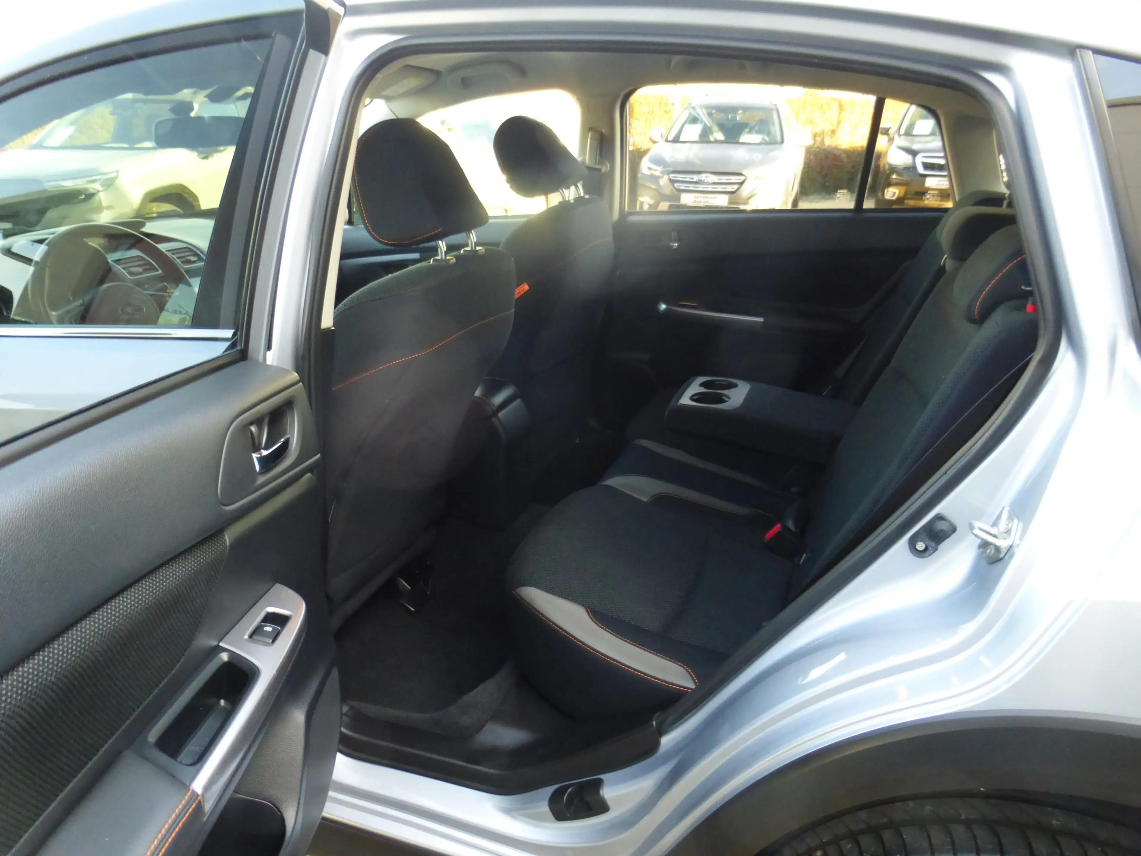 Subaru XV 2.0D MT Comfort — photo 10