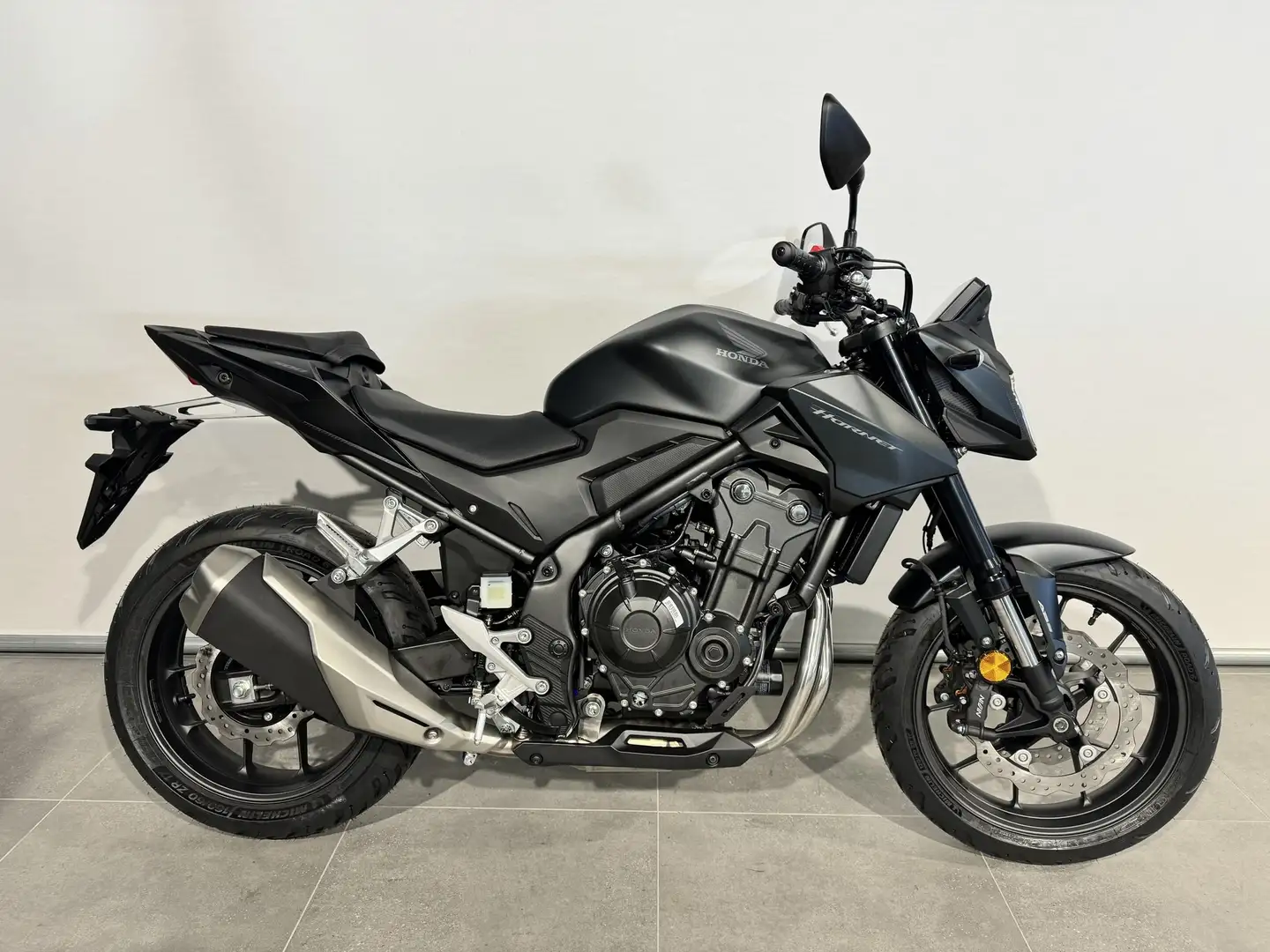Honda CB 500 HORNET Negro - 1