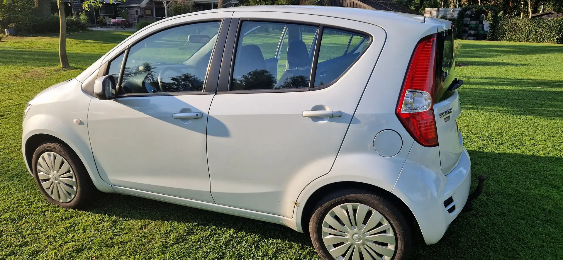 Suzuki Splash Splash 1.2 Comfort Biały - 2