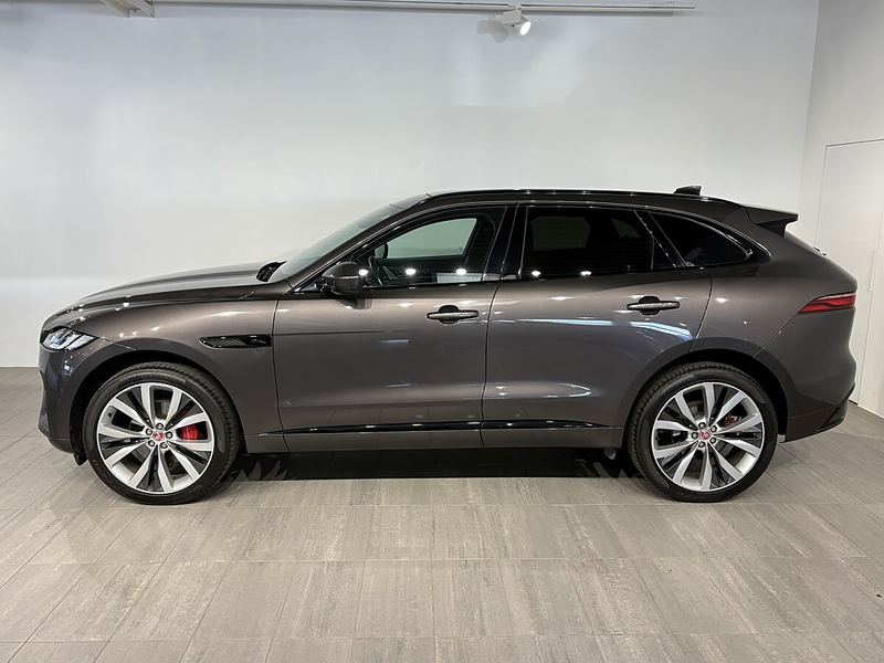 Jaguar F-Pace R-Dynamic SE P250 AWD Aut. — photo 3