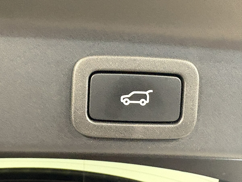 Jaguar F-Pace R-Dynamic SE P250 AWD Aut. — photo 10