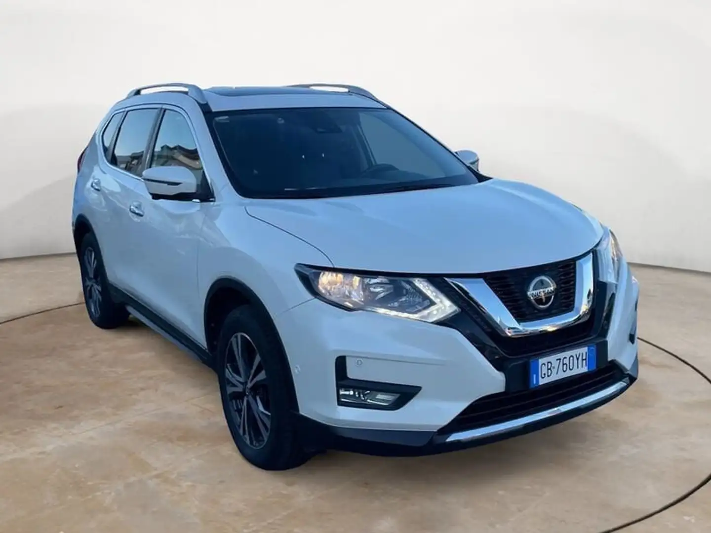Nissan X-Trail dCi 150 4WD N-Connecta AUTOCARRO Wit - 2