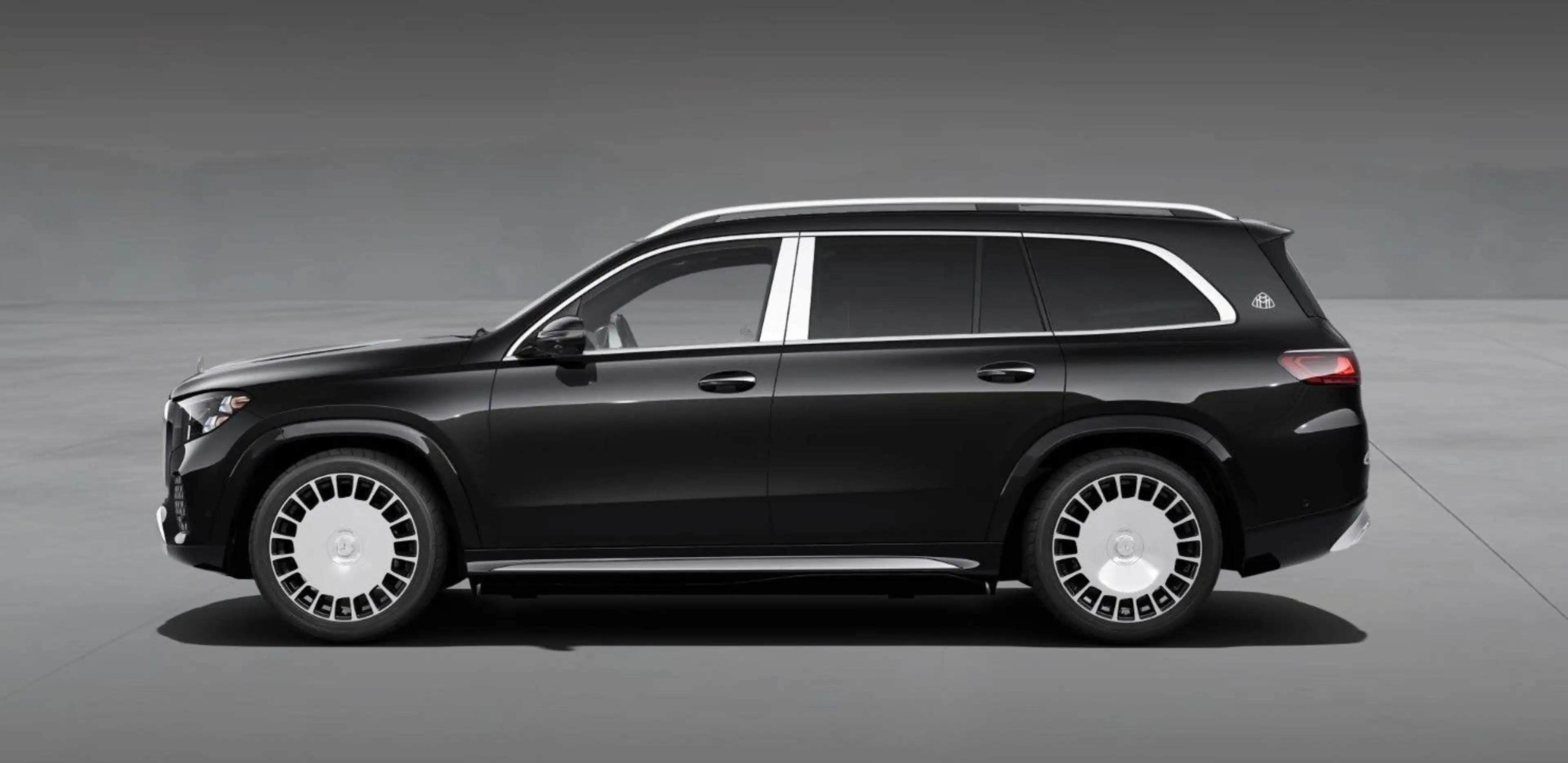 Mercedes-Benz GLS 600 680 MAYBACH MY2027 FIRST-CLASS BLACK — photo 4