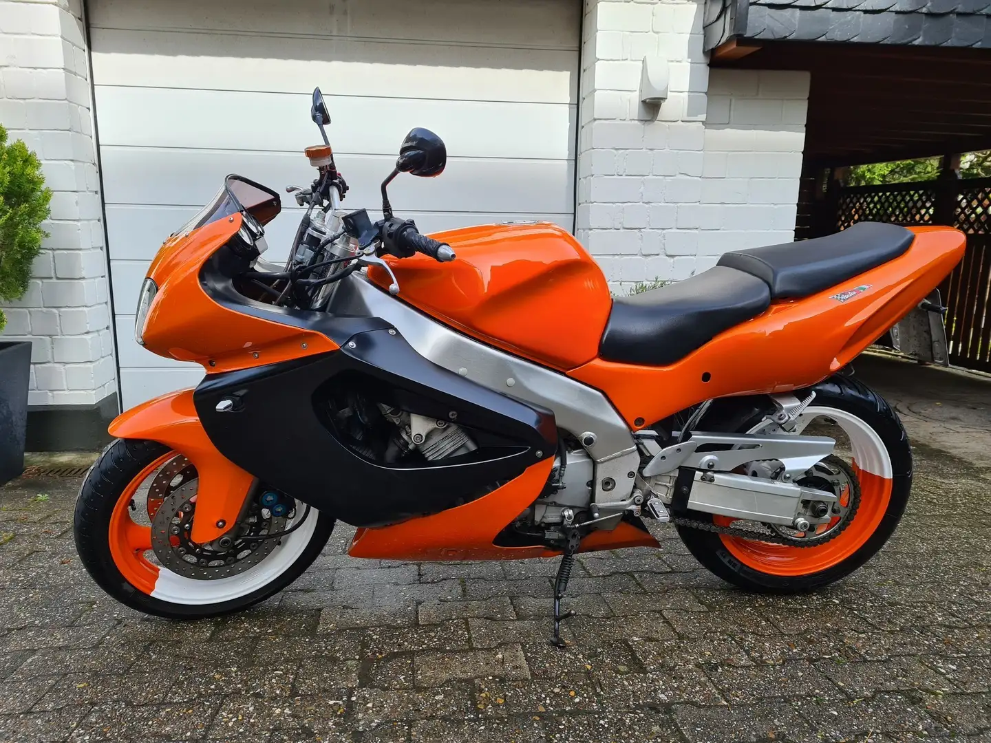 Yamaha YZF 1000 Naranja - 2